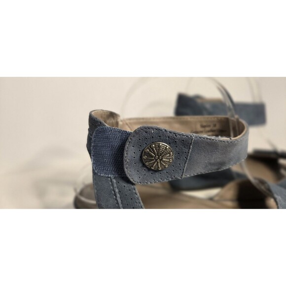 Anesha Naples Blue Suede Strappy Sandal W/ Metal Details Adj Straps Low Heel S 8 - Picture 4 of 9